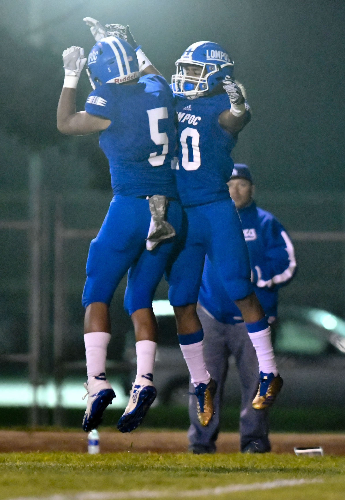 111017 Camarillo Lompoc football 08.jpg